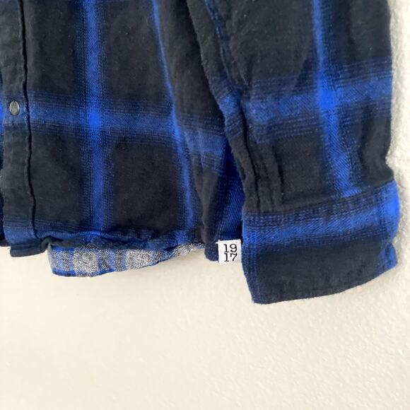 Sovereign Code Black and Blue Toned Mixed Plaid Flannel Button Up - Medium - Picture 3 of 7